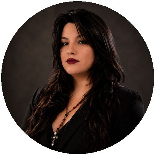 Portrait of Jade, CEO of Arius Interactive